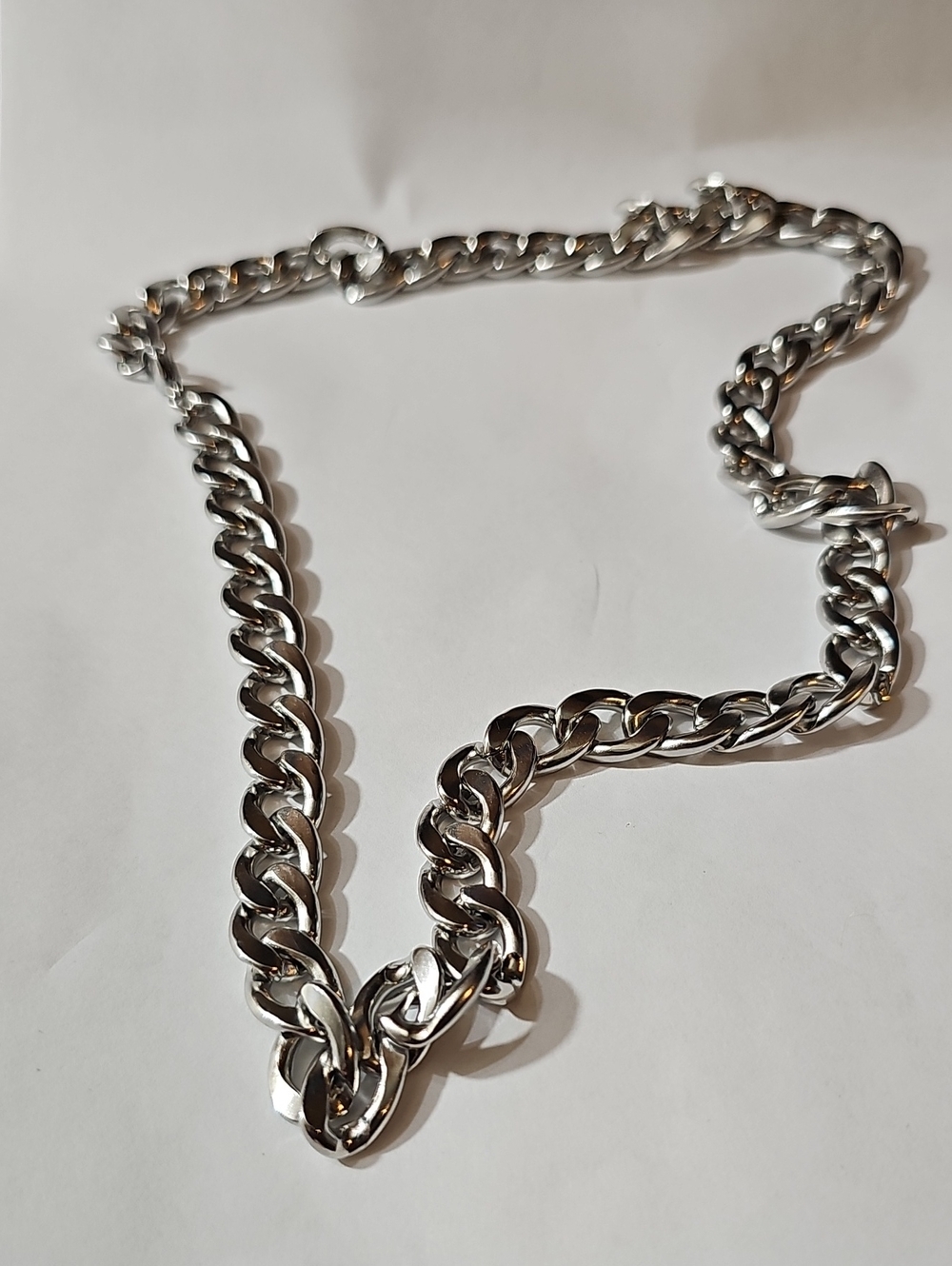 Polished Stainless Steel Chain 24"